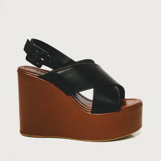 Sandália Wedge Criss – Plataforma Alta com Tiras Cruzadas - Ultimas Unidades em Promoçao